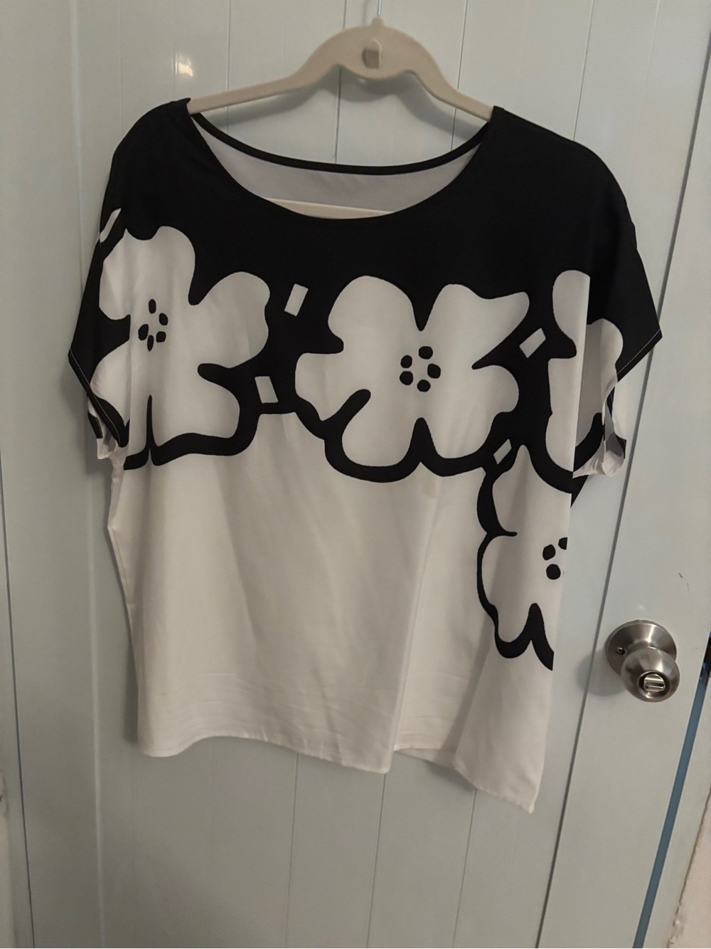 Black & White Floral Contrast Women's Top